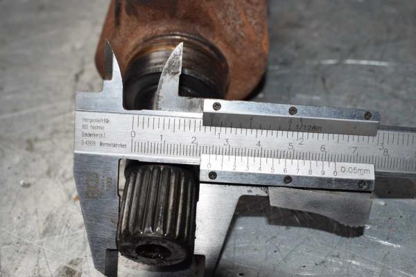 CARDAN GAUCHE PEUGEOT 207 1.4 ESSENCE - Vue 3